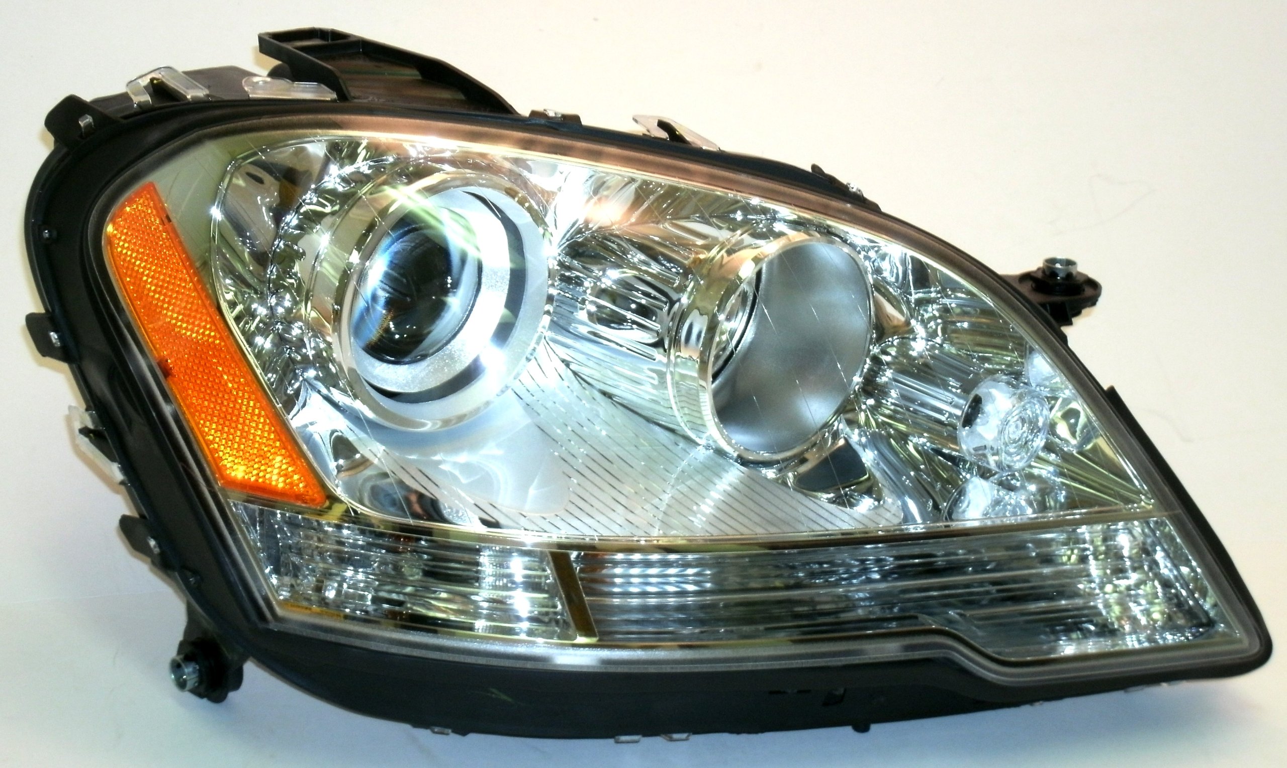 Amazon.com: OEM Mercedes Benz HALOGEN HEADLAMP (RIGHT) ML320 ML350